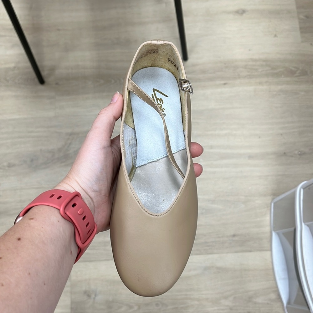 6106 practice shoe